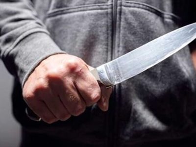 حمله با چاقو به یک روحانی در خیابان دماوند/+ عکس