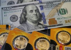 ریزش قیمت دلار و انواع سکه در بازار