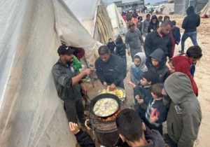 فاجعه بمب و طوفان سرما بر سر ۱/۸ میلیون آواره در غزه
