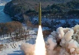 کره شمالی با موفقیت موشک فراصوت شلیک کرد
