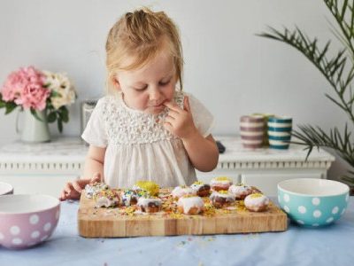 راهکارهایی برای کاهش مصرف قند و شکر در غذای کودکان