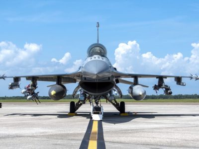 ۵ جت جنگنده قدرتمند که می توانند با اف ۱۶ رقابت کنند
